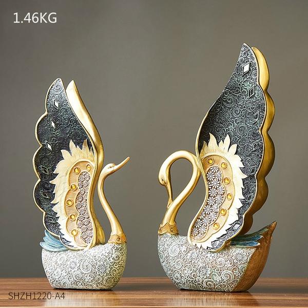 The Couple of Swan Statue is Innovative and Smart Home Decor pieces