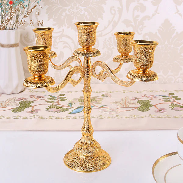 5 Arms Golden Christmas Candlestick Holder Is A Surprising Tool As A Christmas Décor
