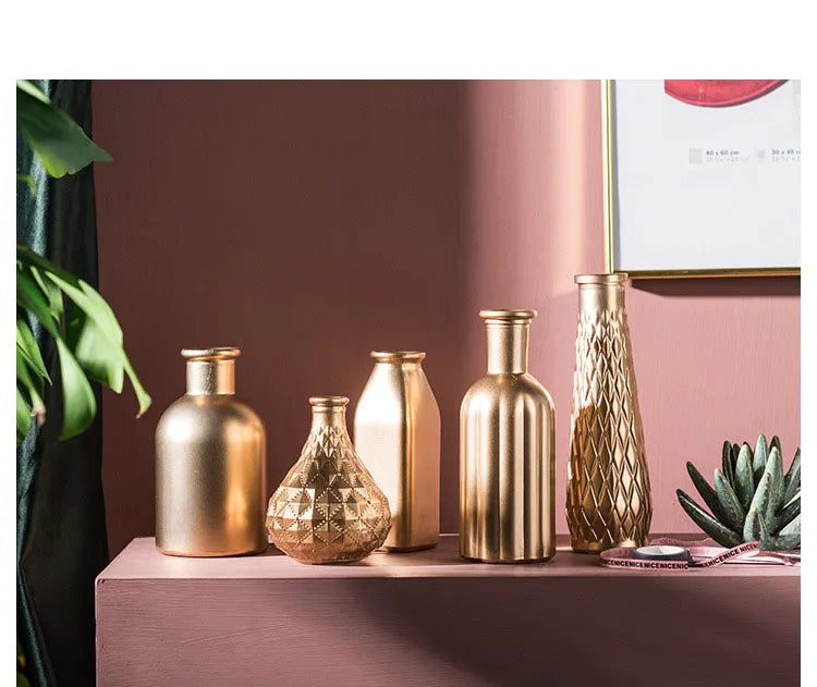 Embossed Golden Glass Vase European Classic Hydroponic Vases Gold-plating Process Medium Flower Pots Decorative Ornaments