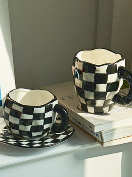 Nordic Black and White Checkerboard Mug Creative Monochrome Ceramic Cup