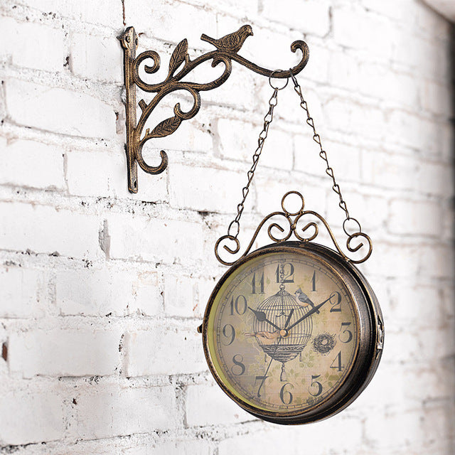Simple, Silent, Creative And European And American Retro Double-Sided Iron Wall Clock For Living Room Decoration With Quartz For Silent Timekeeping