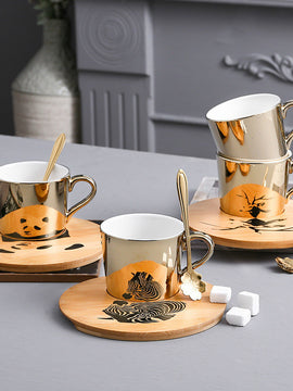 Cartoon Animal Ceramic Cup And Saucer Set With Specular Reflection Accompanied An Upgraded High-End Wooden Plate